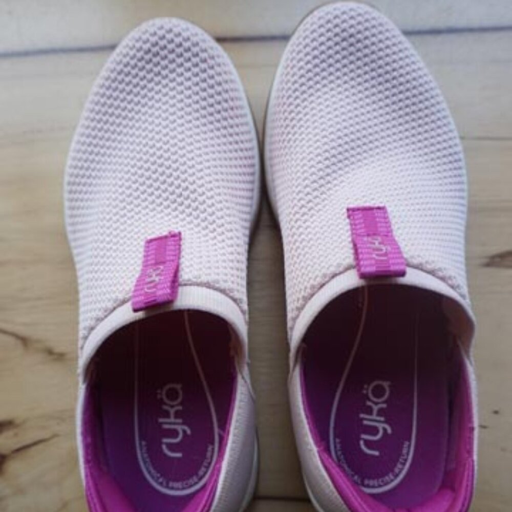 NWOT Ryka Echo Ease Slip On Sneaker Pink Size 8W